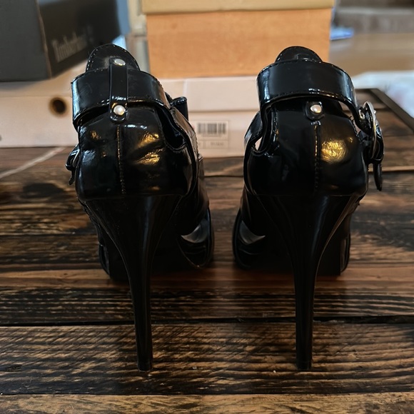 Patent leather black Shoedazzle pumps size 9 - Picture 4 of 5